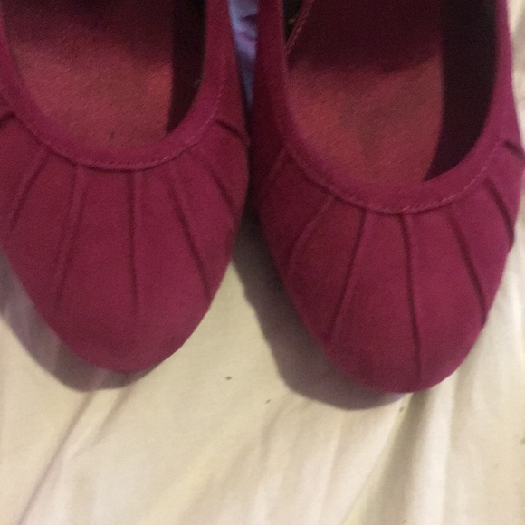 Pink suede heels - Picture 4 of 4